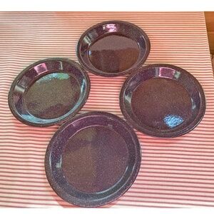 Enamelware 4 Camping Plates / Pie Tin